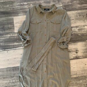 Chalc Industry army green dress with belt.  Women's sz lg.
